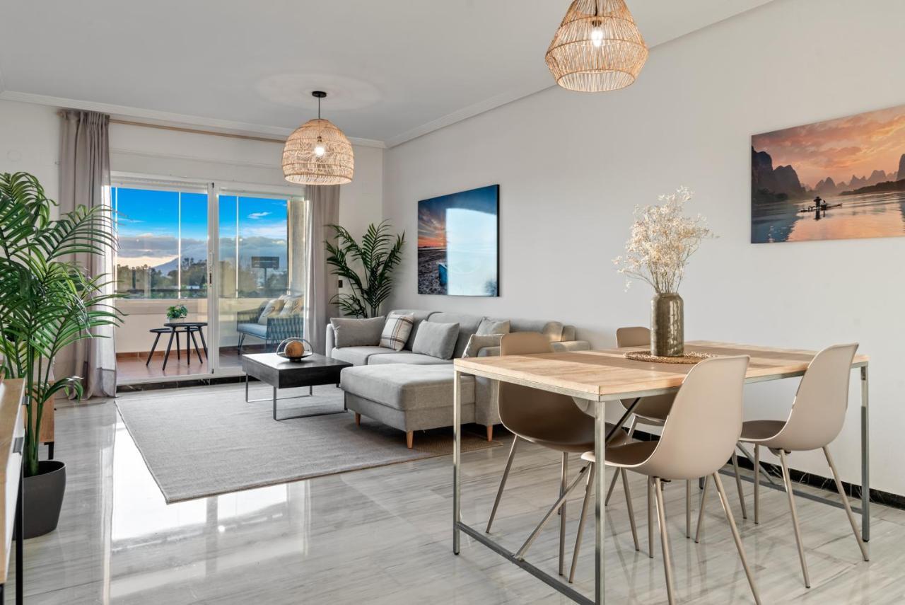 Modern Apartment - 2 Bedrooms, Beachside - Puerto Banus Marbellac Extérieur photo