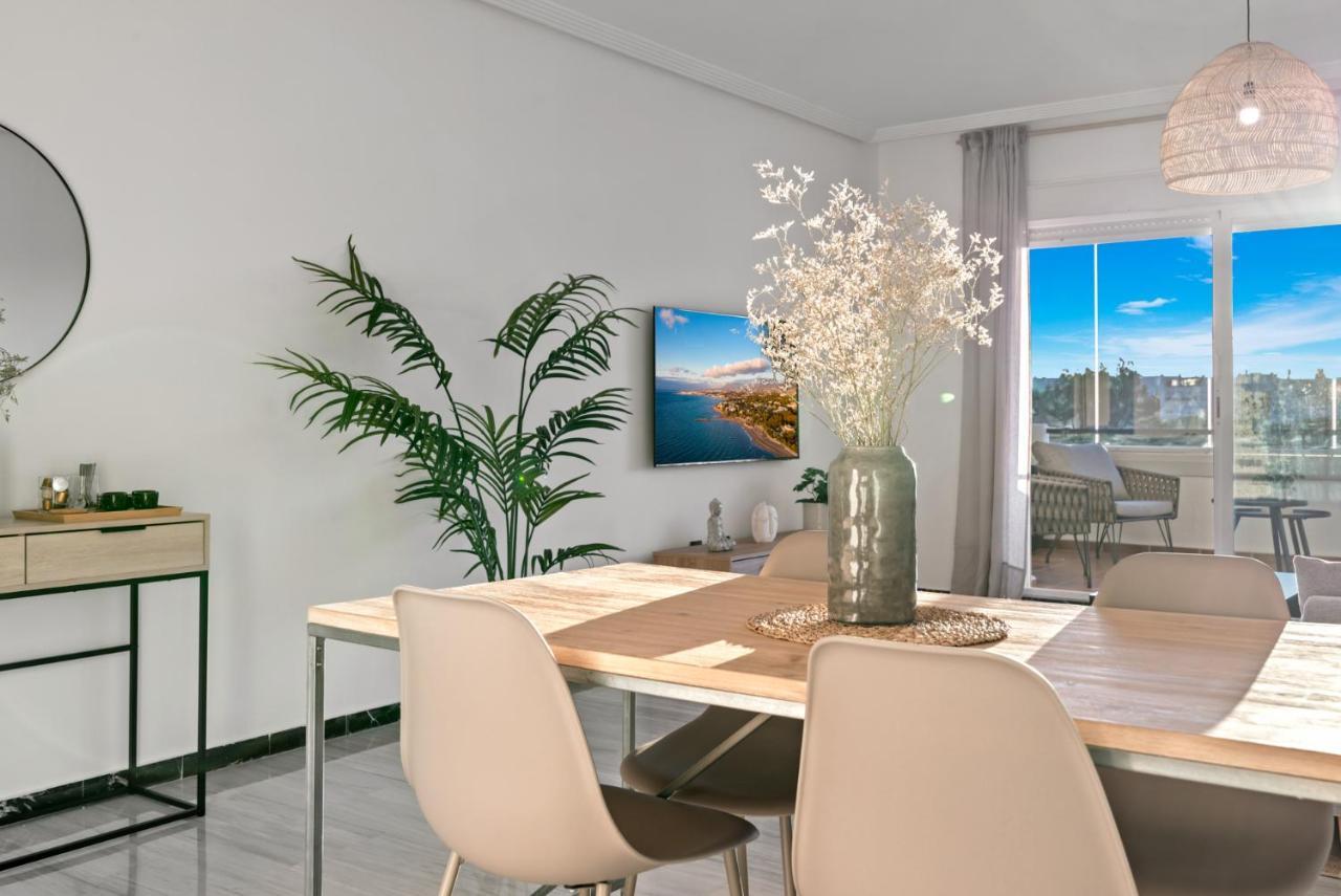 Modern Apartment - 2 Bedrooms, Beachside - Puerto Banus Marbellac Extérieur photo