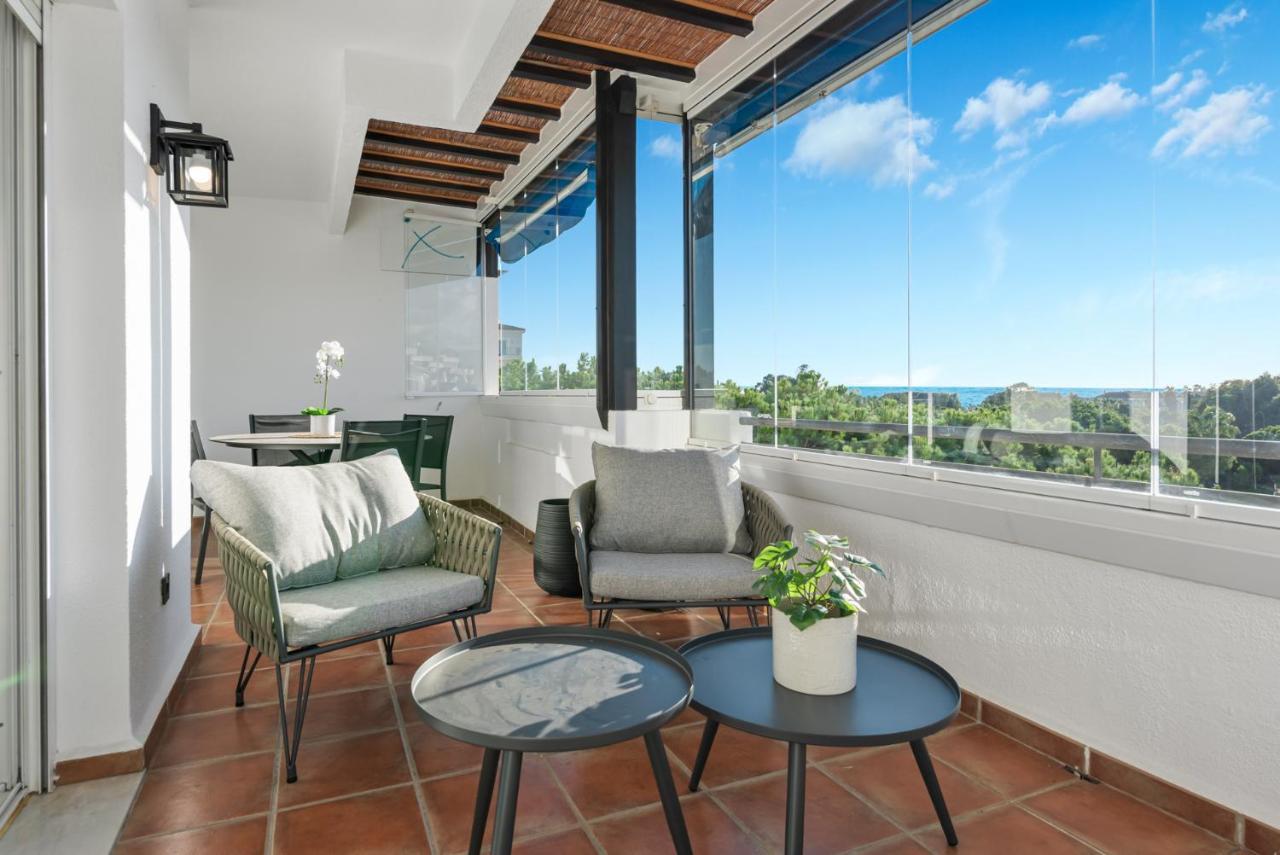 Modern Apartment - 2 Bedrooms, Beachside - Puerto Banus Marbellac Extérieur photo